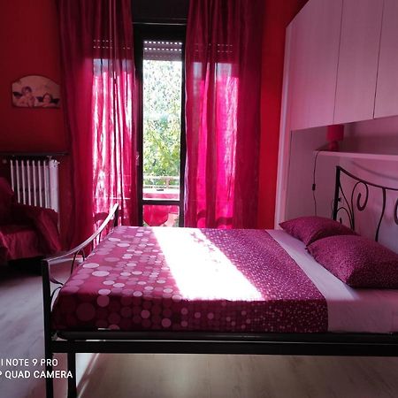 Beb Da Gaia E Giulio Bed & Breakfast Reno Di Leggiuno Bagian luar foto