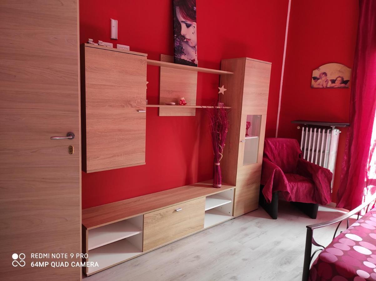 Beb Da Gaia E Giulio Bed & Breakfast Reno Di Leggiuno Bagian luar foto