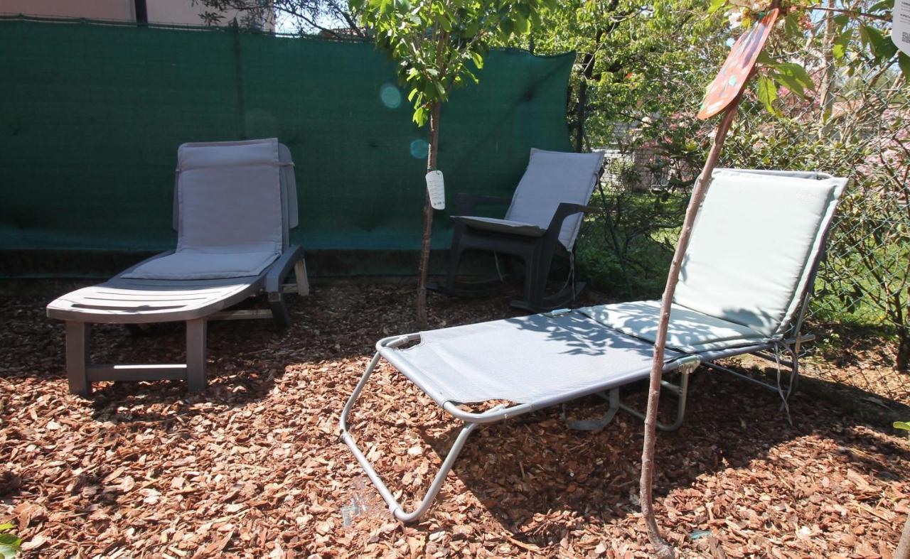 Beb Da Gaia E Giulio Bed & Breakfast Reno Di Leggiuno Bagian luar foto